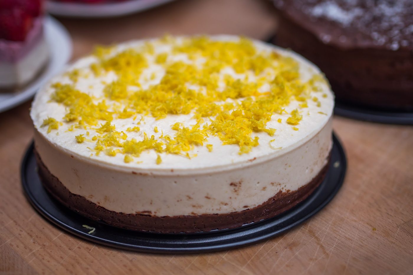 Cheeky Lemon Cheesecake · 16 cm round